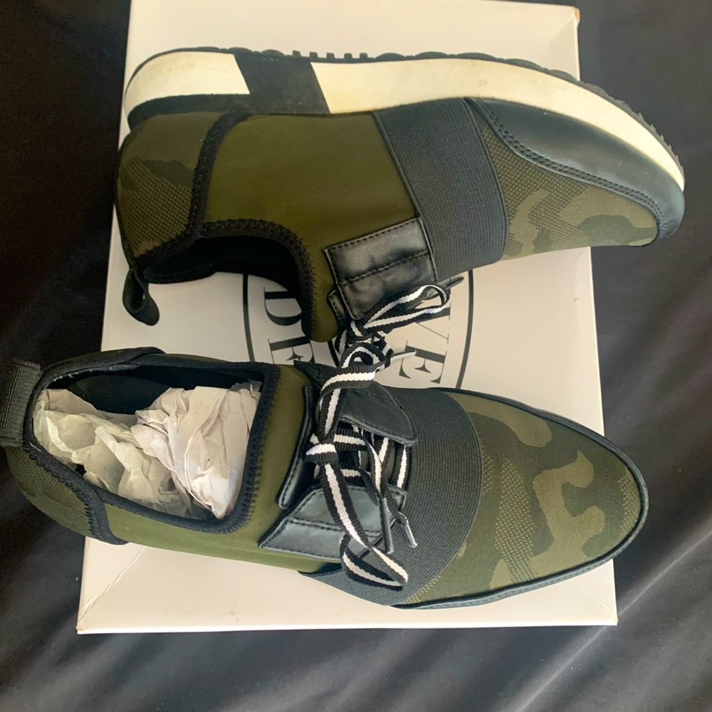 Steve Madden Camo Sneakers